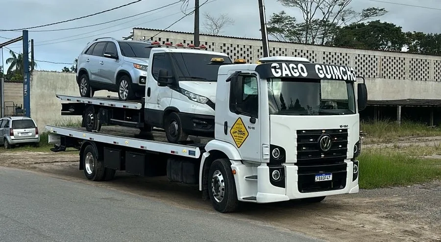 Guincho Gago Guincho realizando reboque de carro 24 horas
